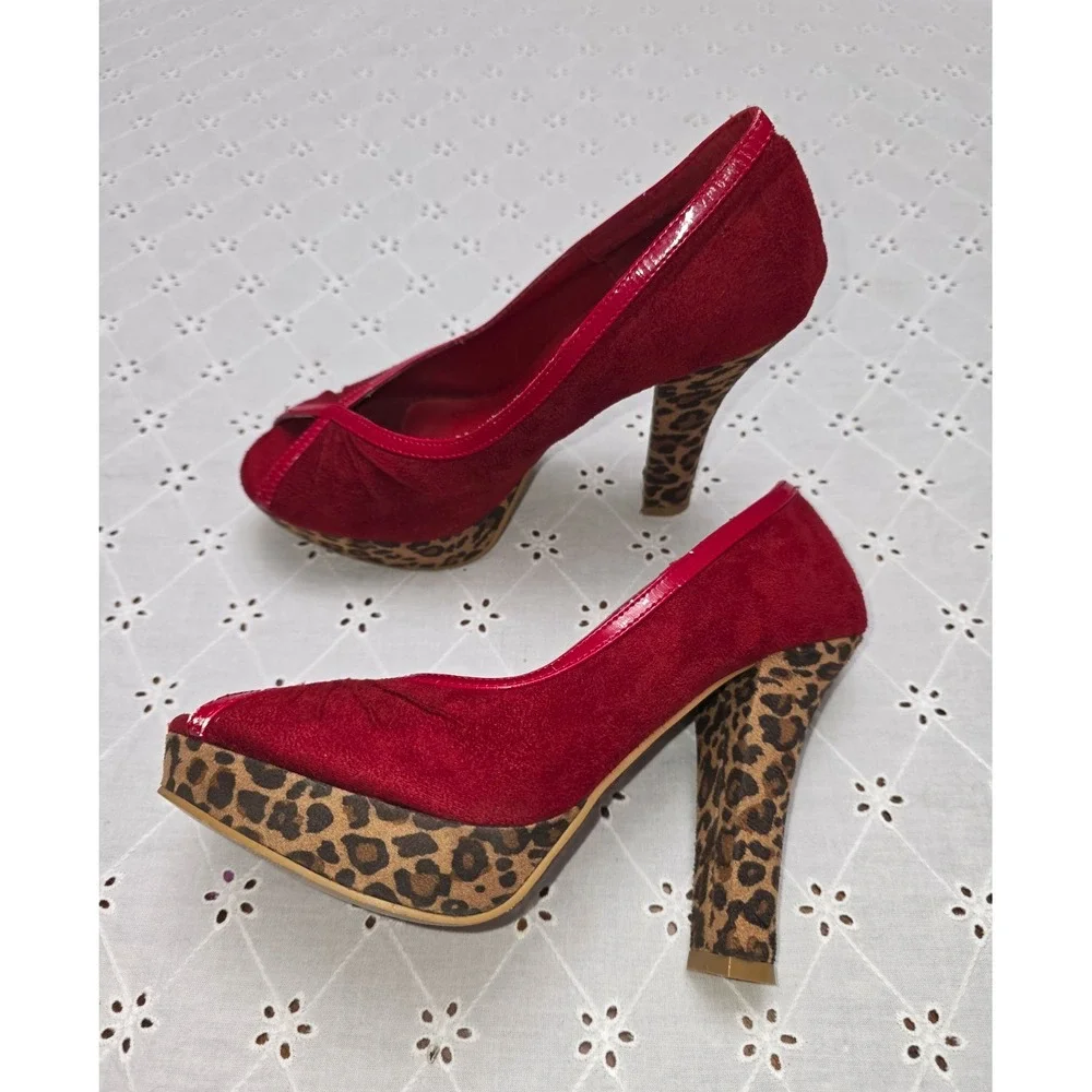 Max Rave Y2k Women's Red Peep Toe Platform Heels Leopard Print Block Size 7